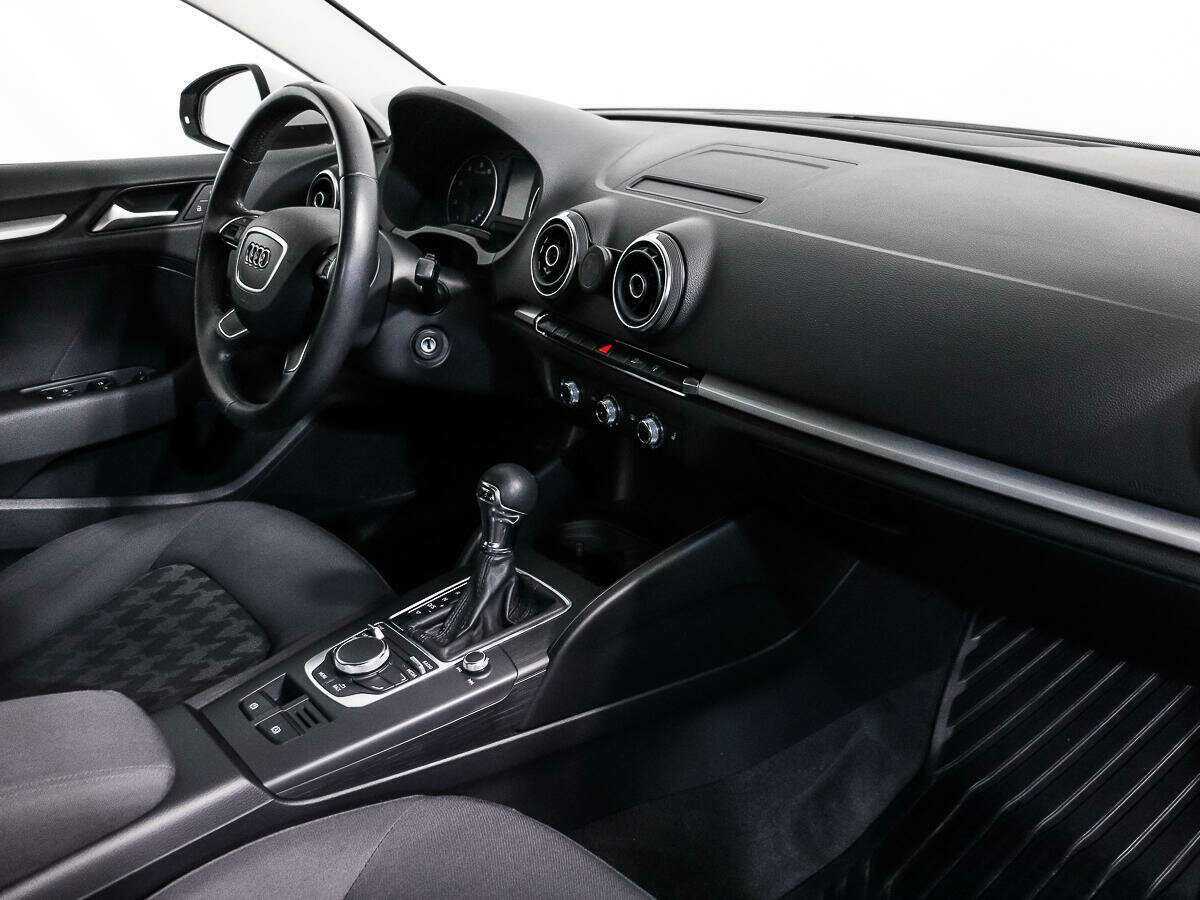 Б/У Ауди А3 2014 года. Фото: #9