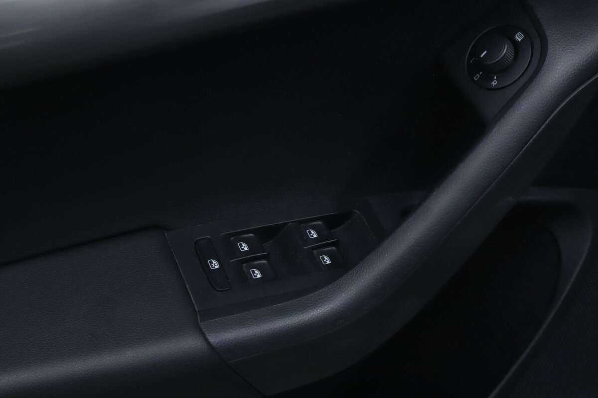 Б/У Шкода Октавия 2019 года. Фото: #9