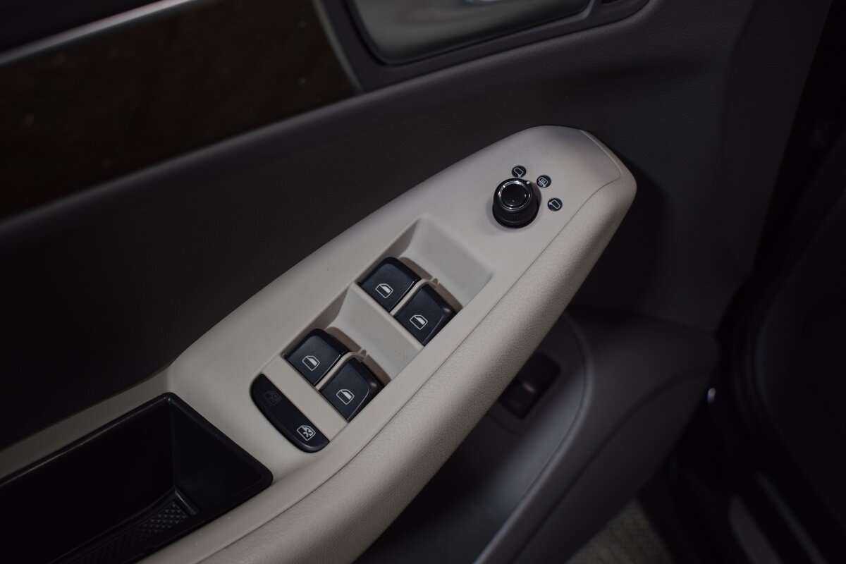 Б/У Ауди К5 2012 года. Фото: #11