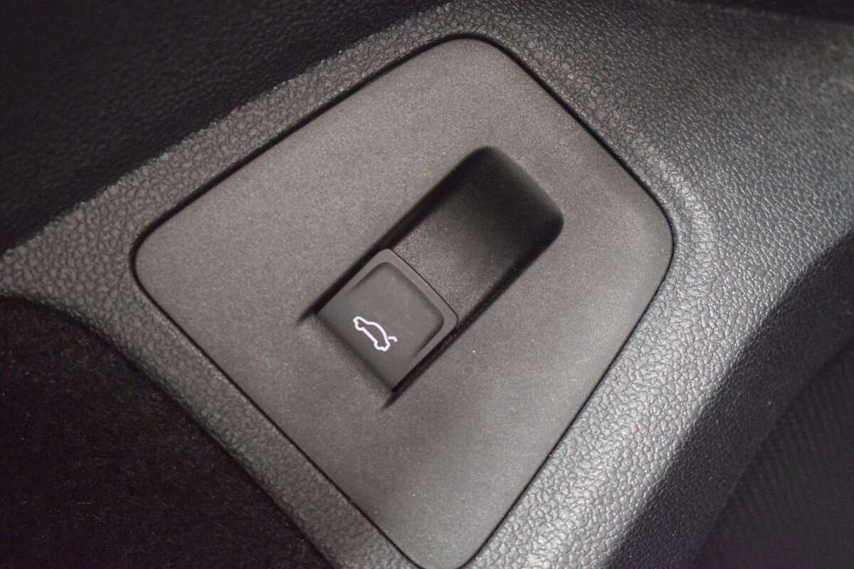 Б/У Фольксваген Тигуан 2018 года. Фото: #9