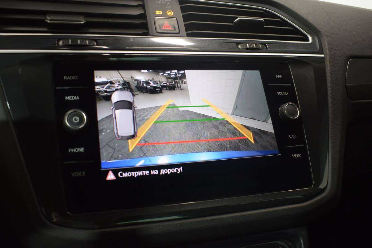 Б/У Фольксваген Тигуан 2018 года. Фото: #19