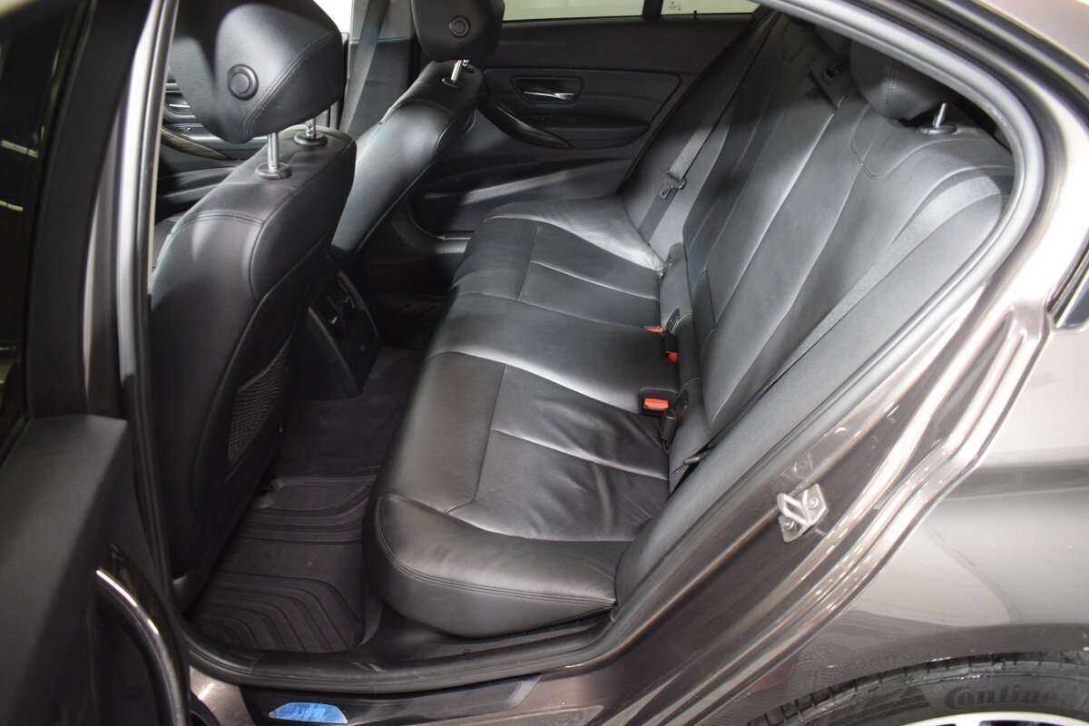 Б/У БМВ 3 серии 2012 года. Фото: #12