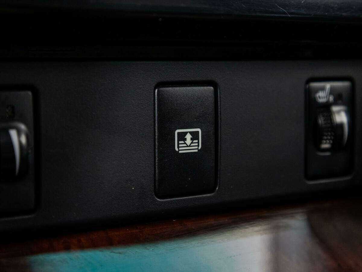 Б/У Тойота Камри 2013 года. Фото: #16