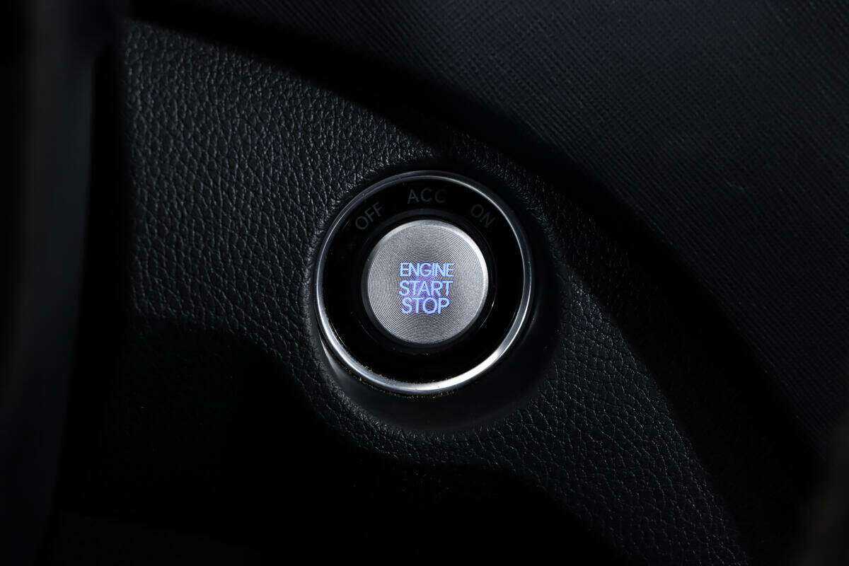 Б/У Хендай Санта Фе 2015 года. Фото: #15