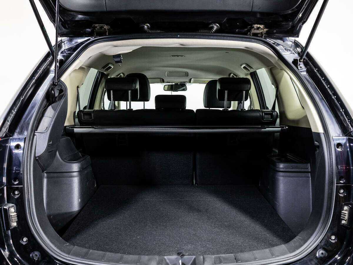 Б/У Митсубиши Оутлэндер 2016 года. Фото: #20