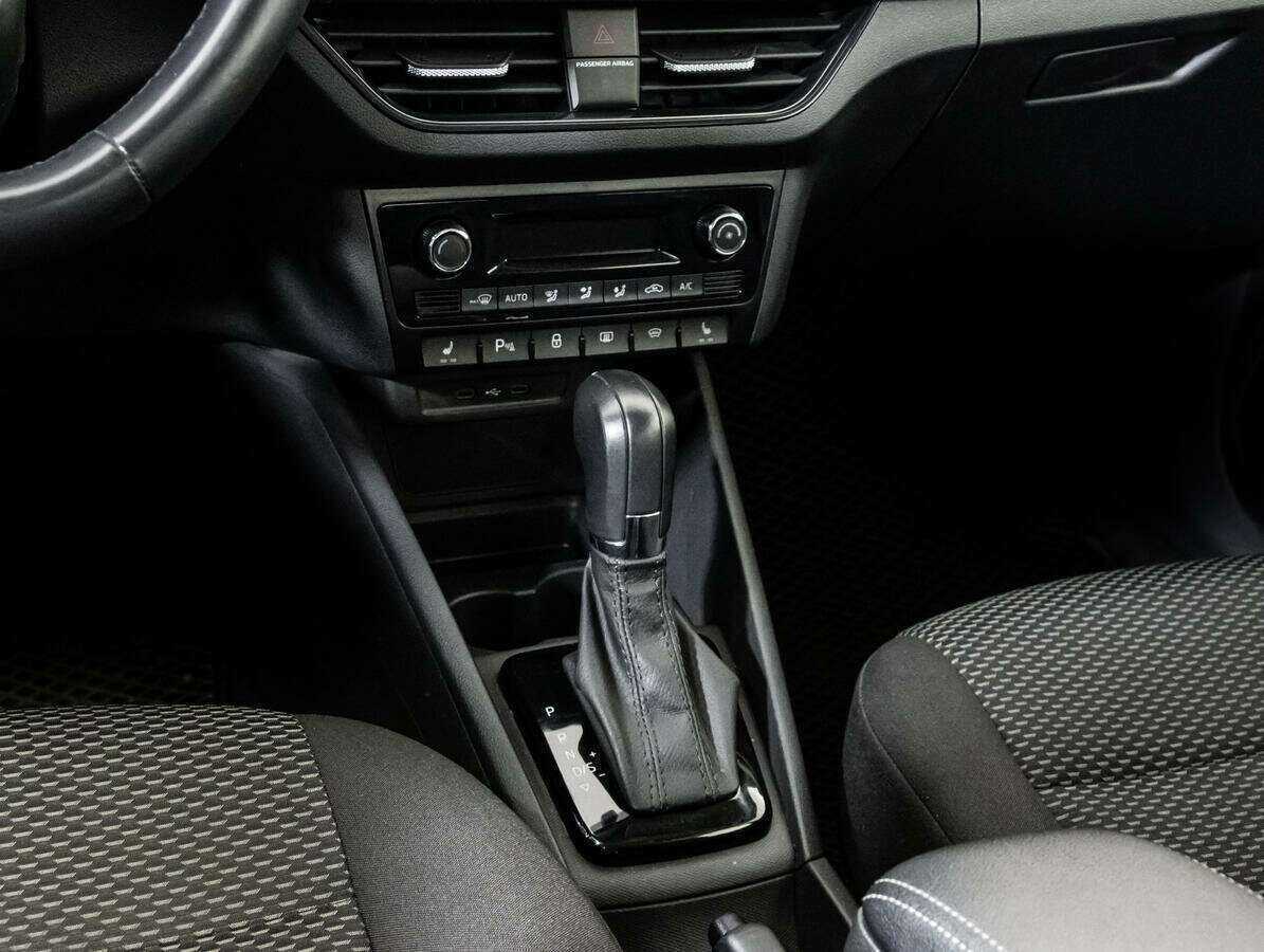 Б/У Фольксваген Поло 2021 года. Фото: #12