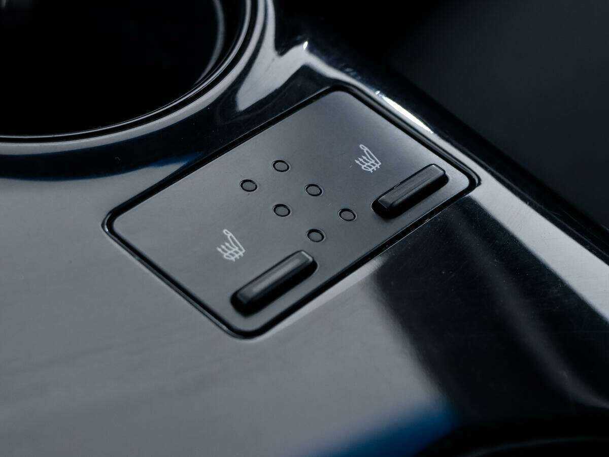 Б/У Тойота Камри 2019 года. Фото: #13