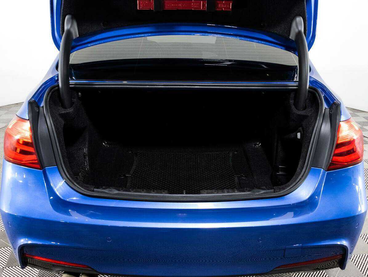 Б/У БМВ 3 серии 2017 года. Фото: #19