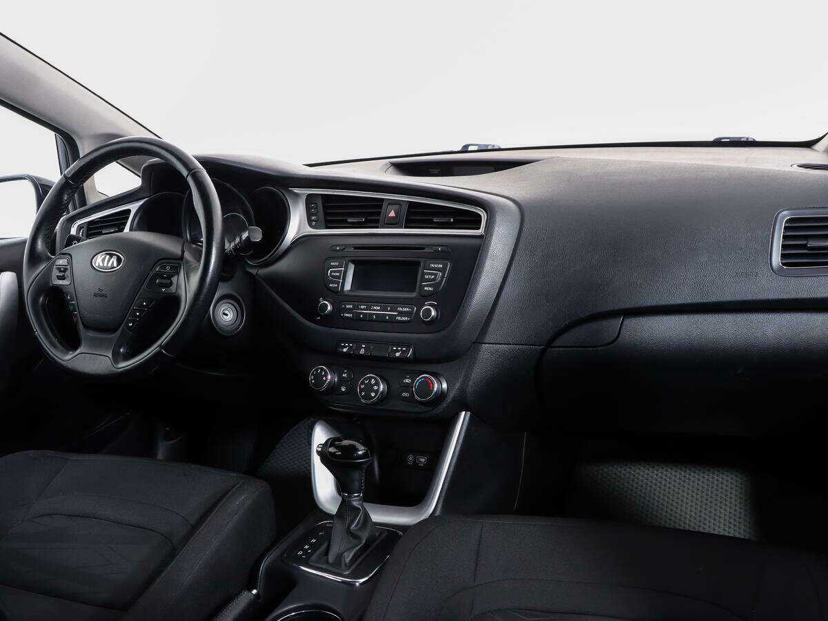 Б/У Киа Сид 2018 года. Фото: #8