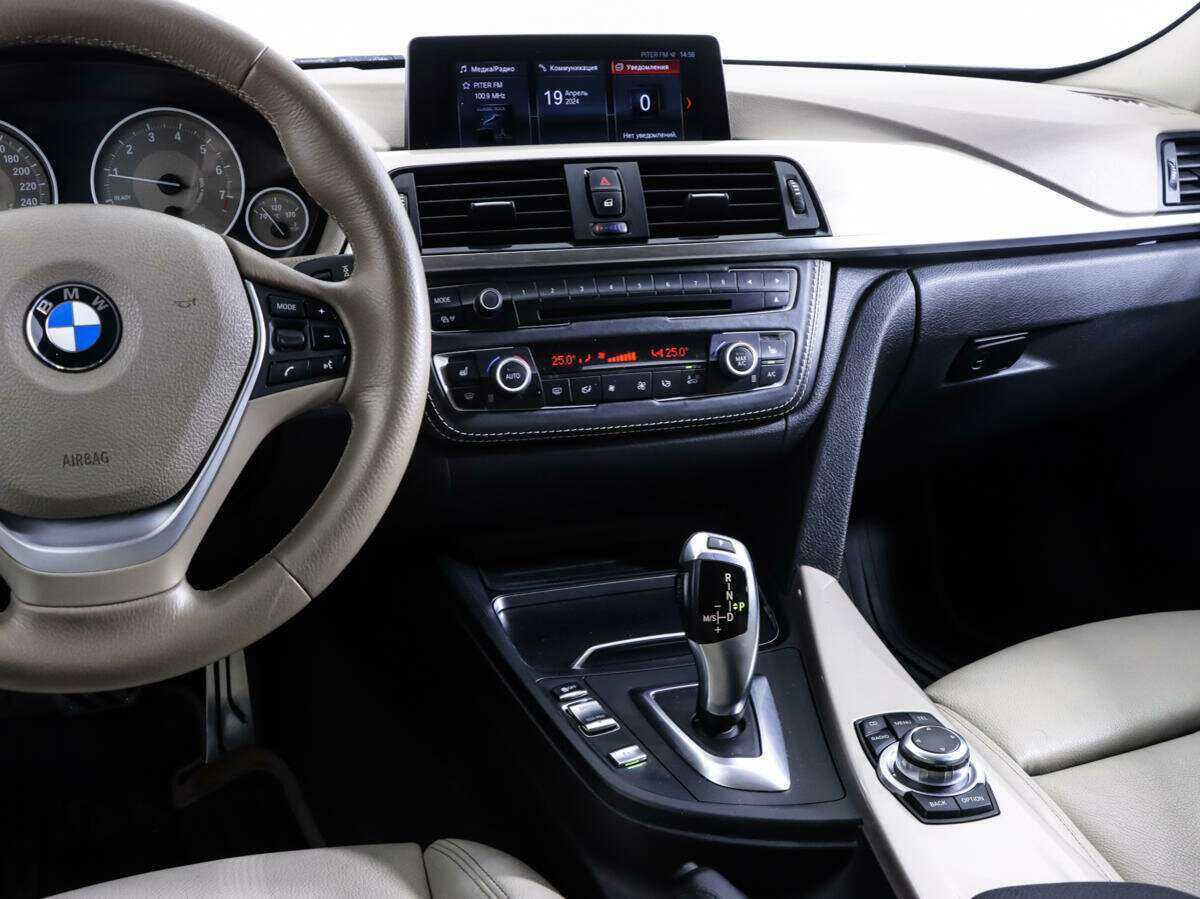 Б/У БМВ 3 серии 2012 года. Фото: #12