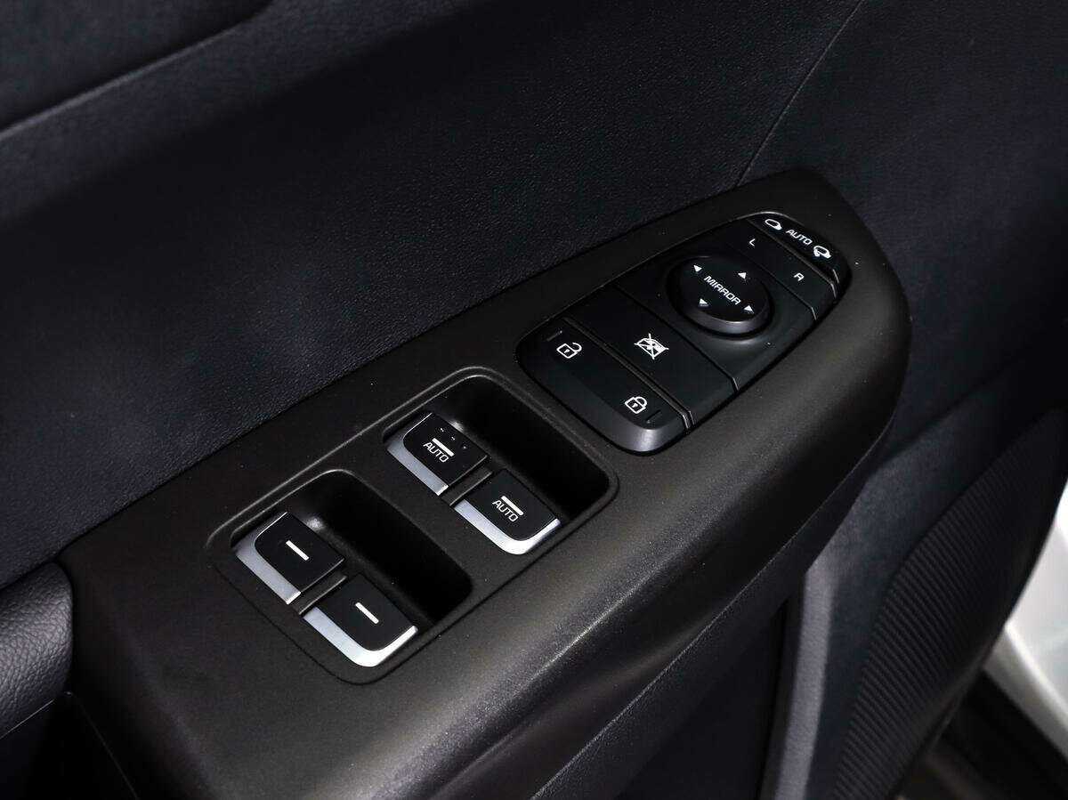 Б/У Киа Спортейдж 2017 года. Фото: #13