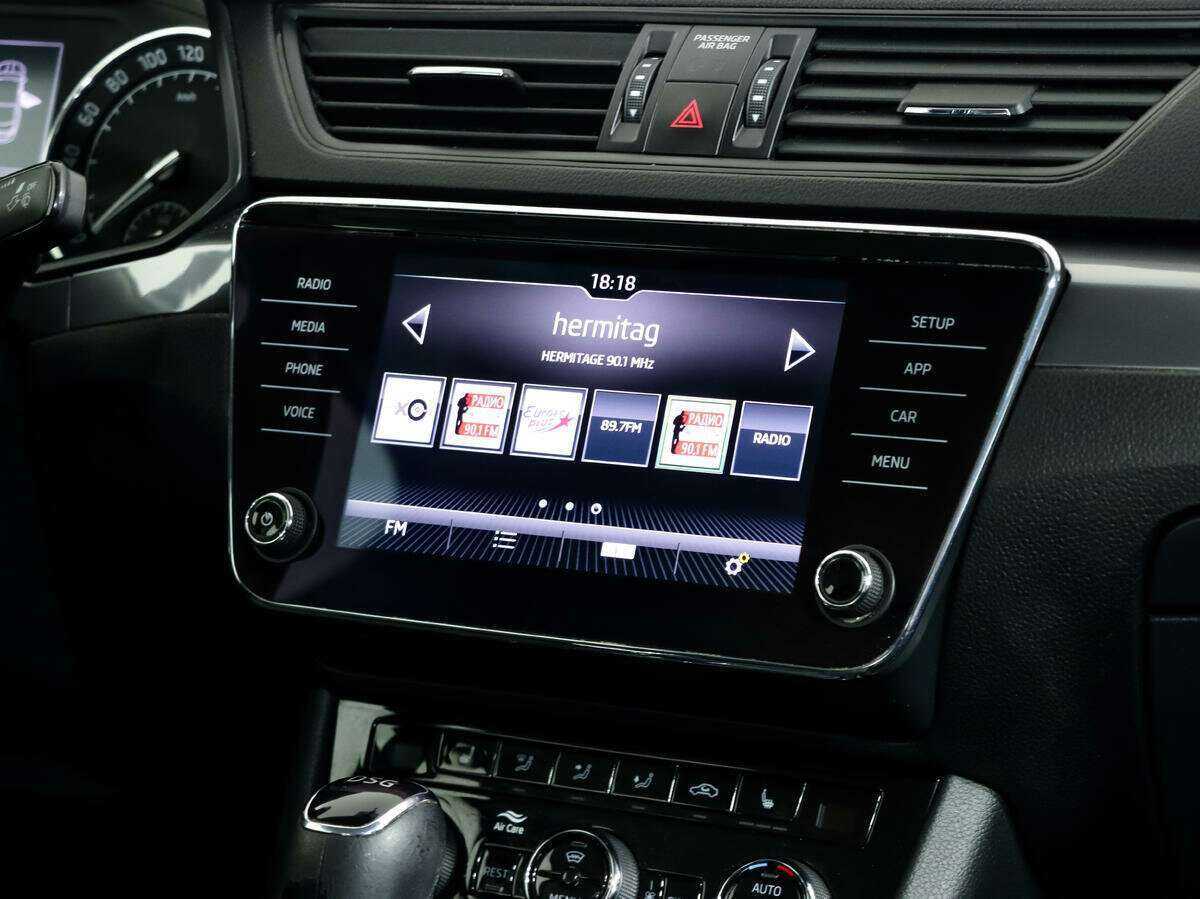 Б/У Шкода Суперб 2018 года. Фото: #10