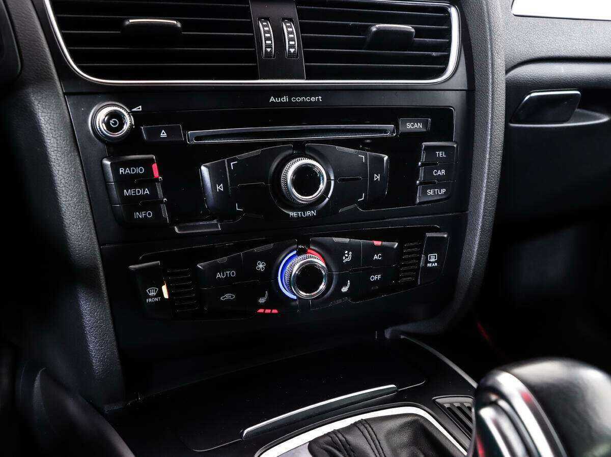 Б/У Ауди А4 2013 года. Фото: #15