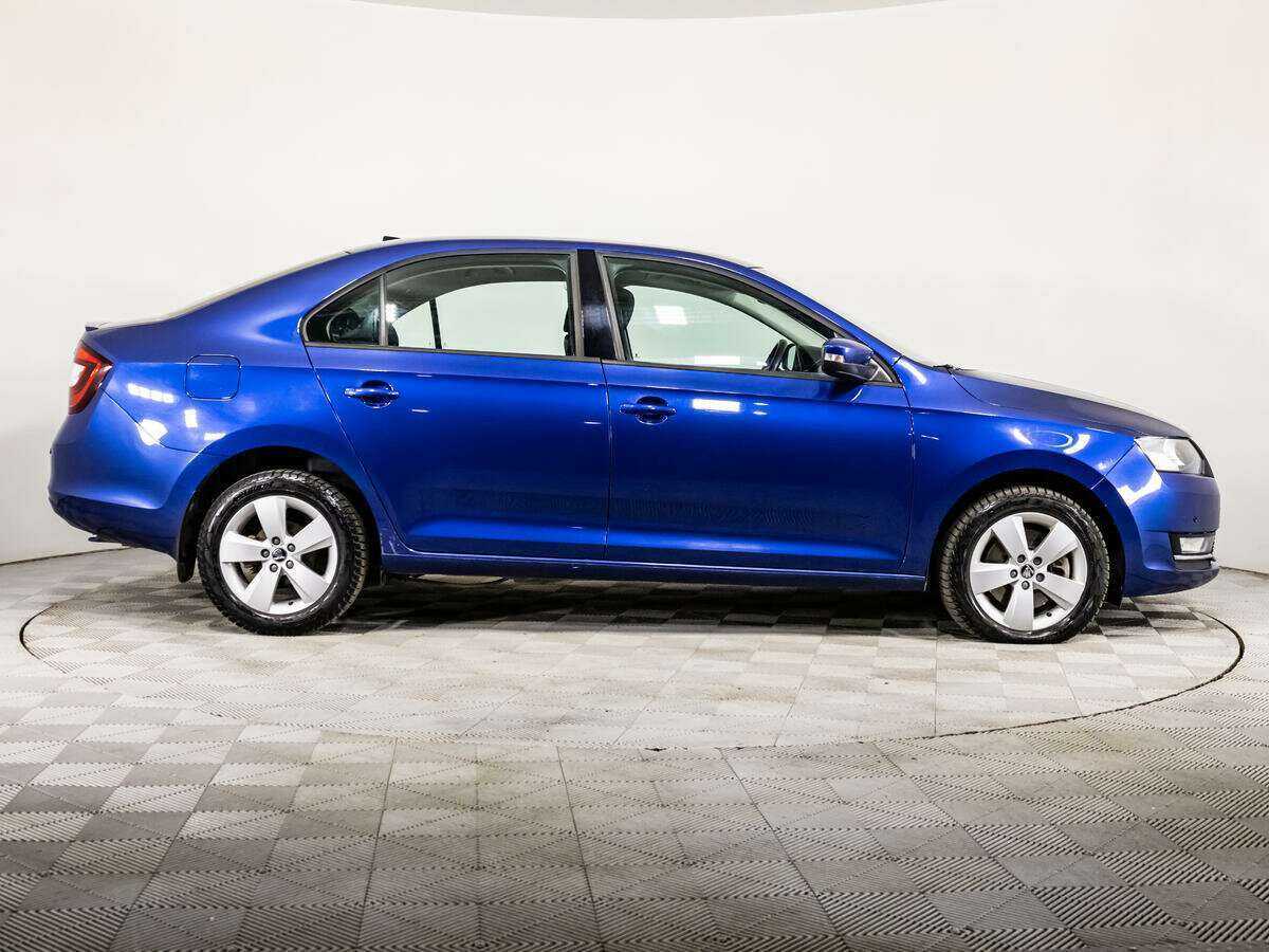 Б/У Шкода Рапид 2017 года. Фото: #3