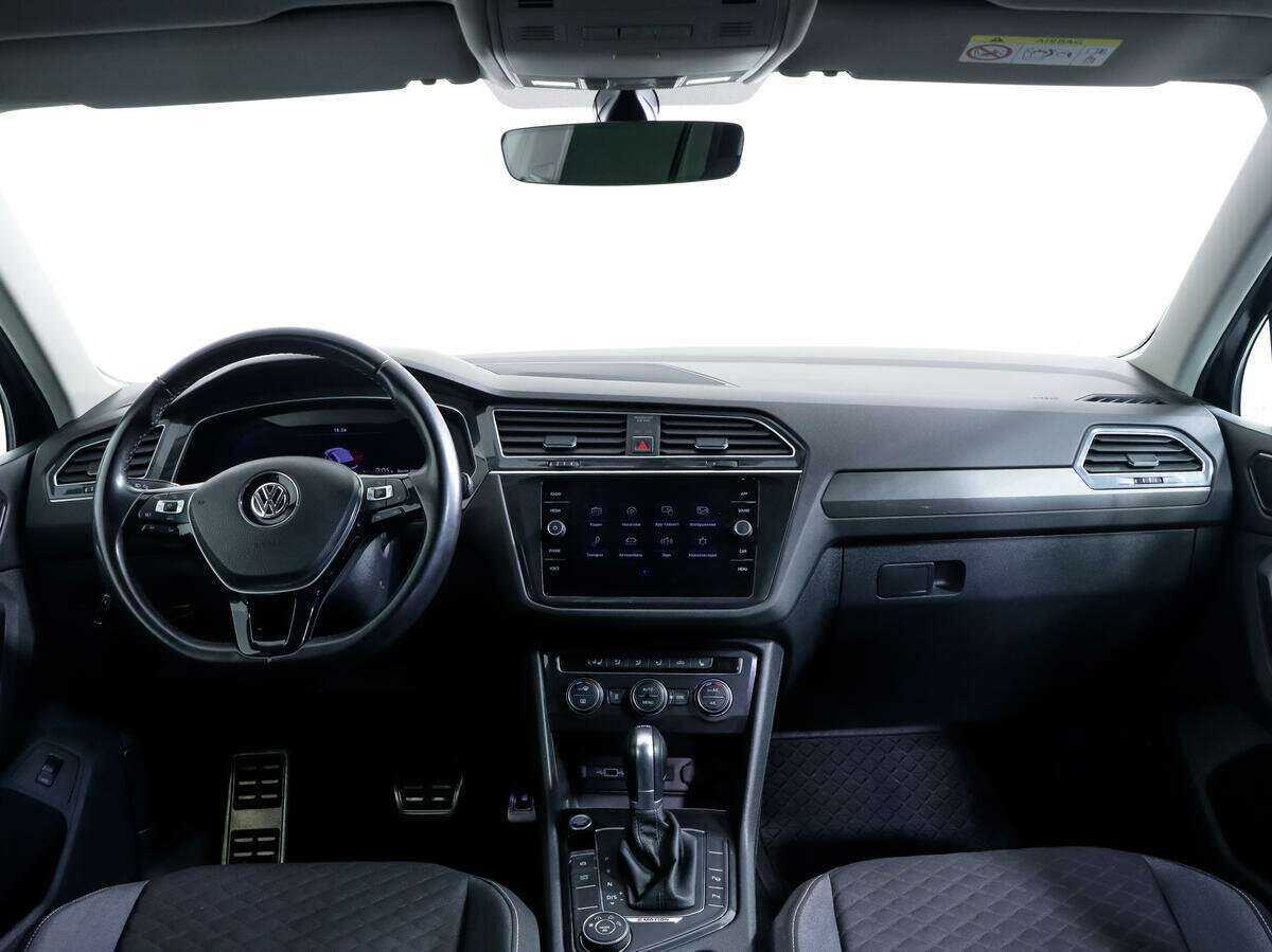 Б/У Фольксваген Тигуан 2018 года. Фото: #9