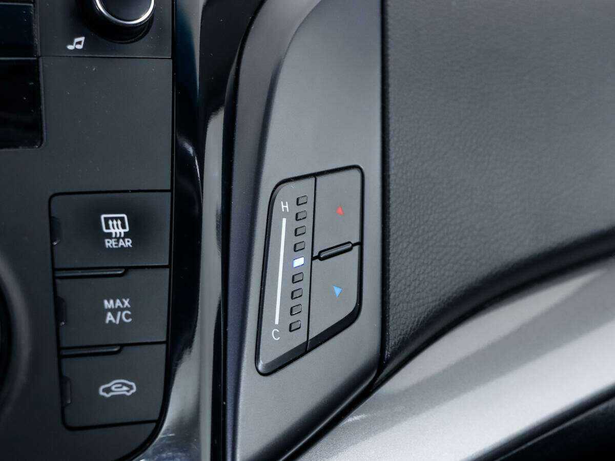 Б/У Хендай ай40 2013 года. Фото: #12