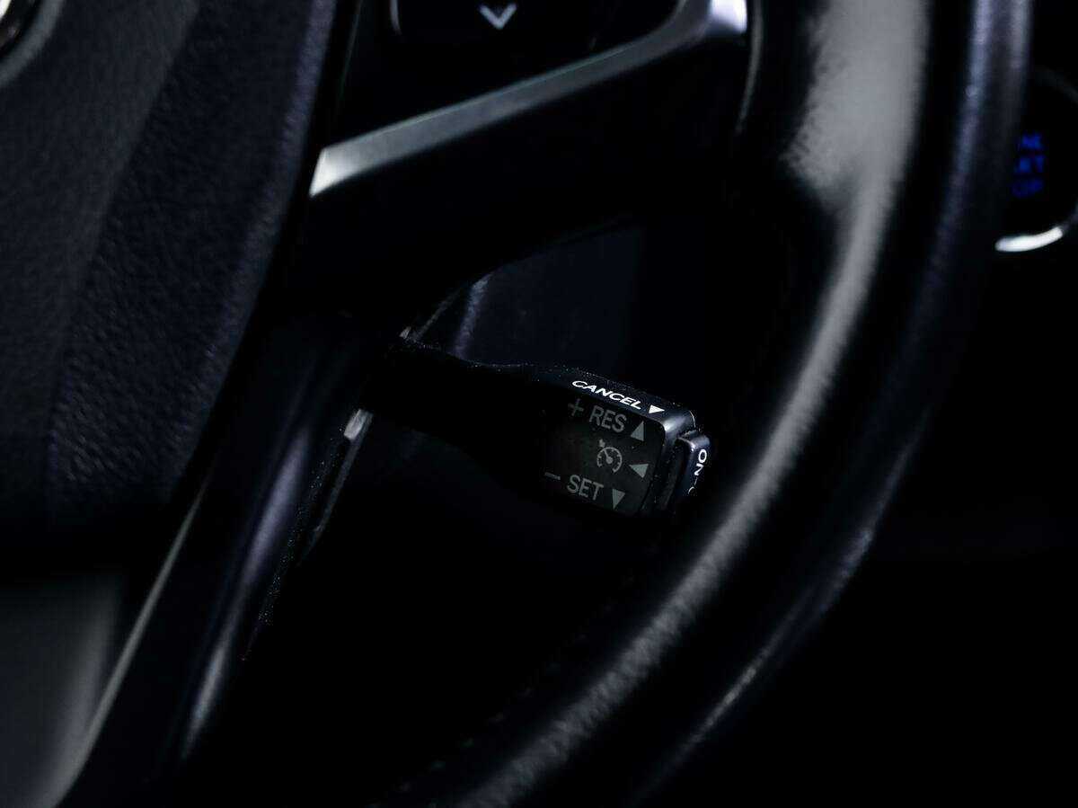 Б/У Тойота Камри 2017 года. Фото: #15