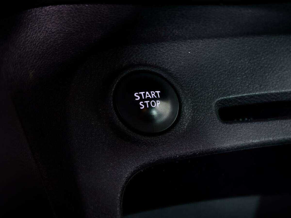 Б/У Рено Каптюр 2017 года. Фото: #10