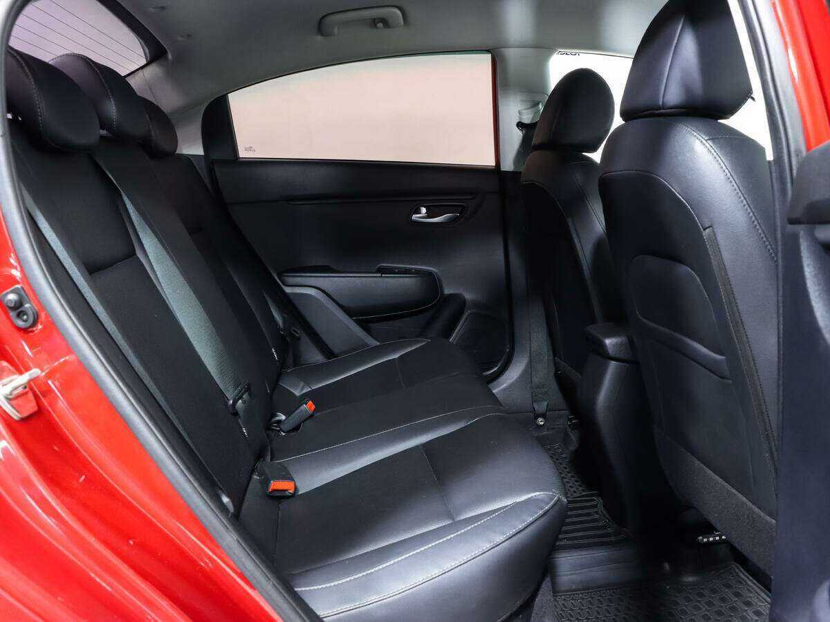 Б/У Киа Рио 2018 года. Фото: #10