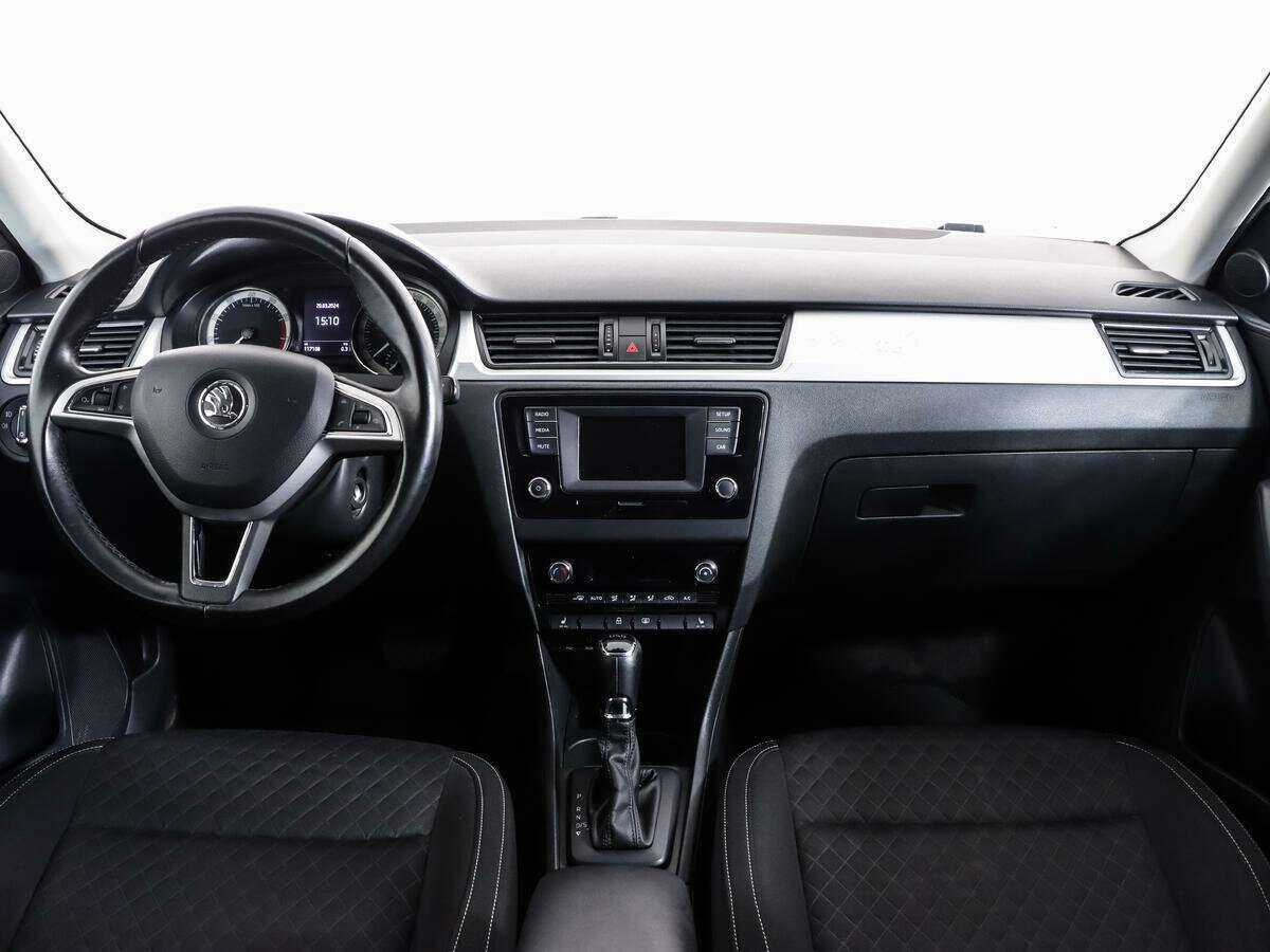 Б/У Шкода Рапид 2016 года. Фото: #9