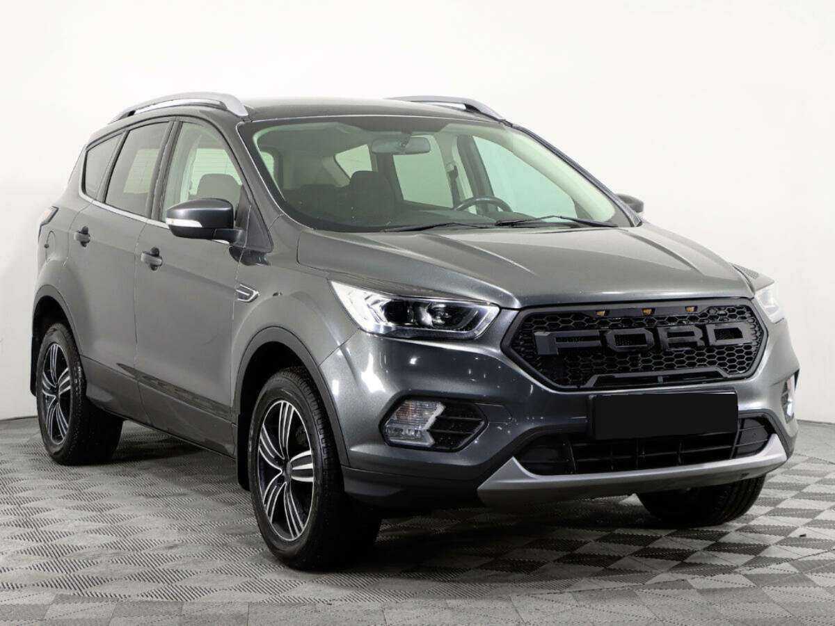 Б/У Форд Куга 2017 года. Фото: #2