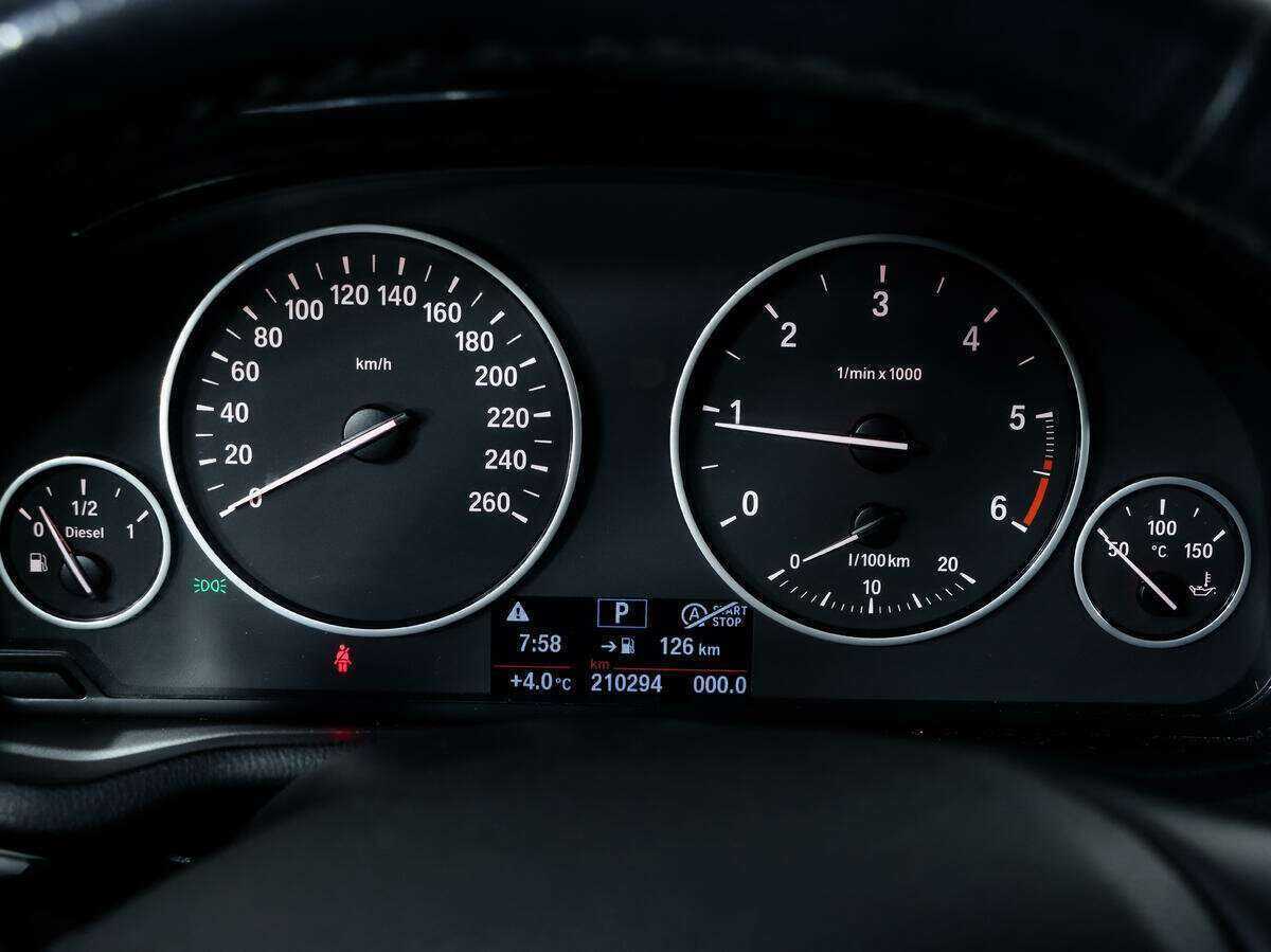 Б/У БМВ Икс3 2014 года. Фото: #17