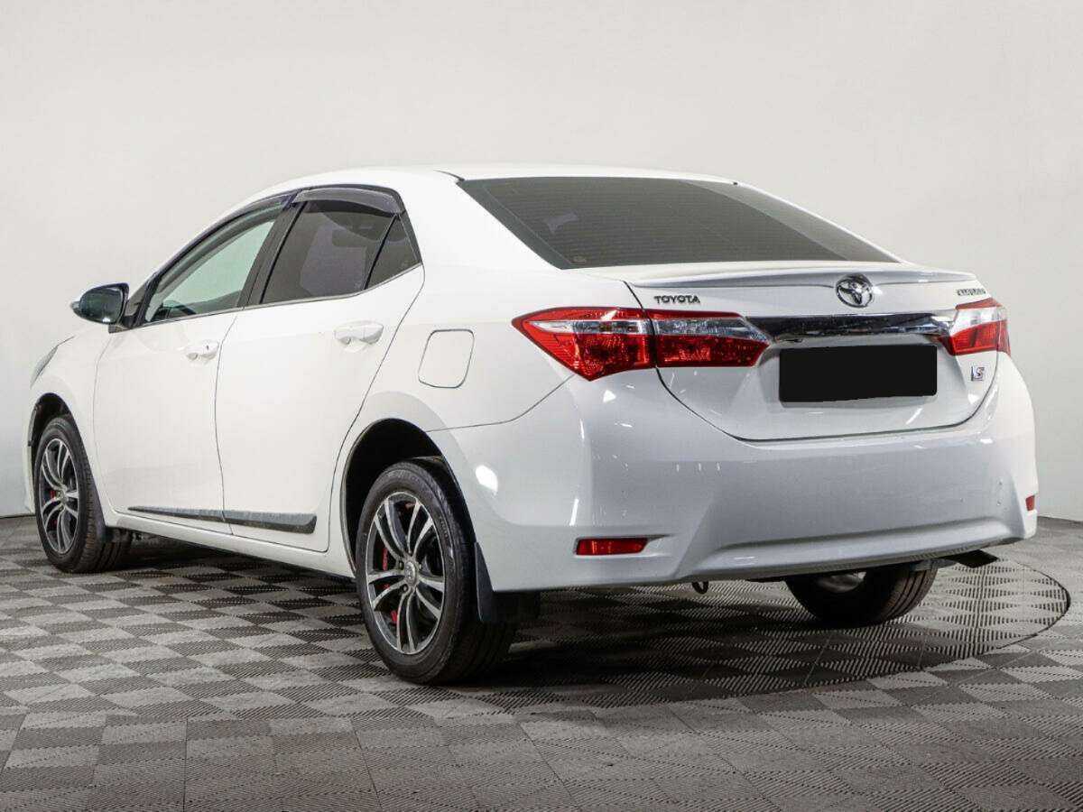 Б/У Тойота Королла 2014 года. Фото: #6