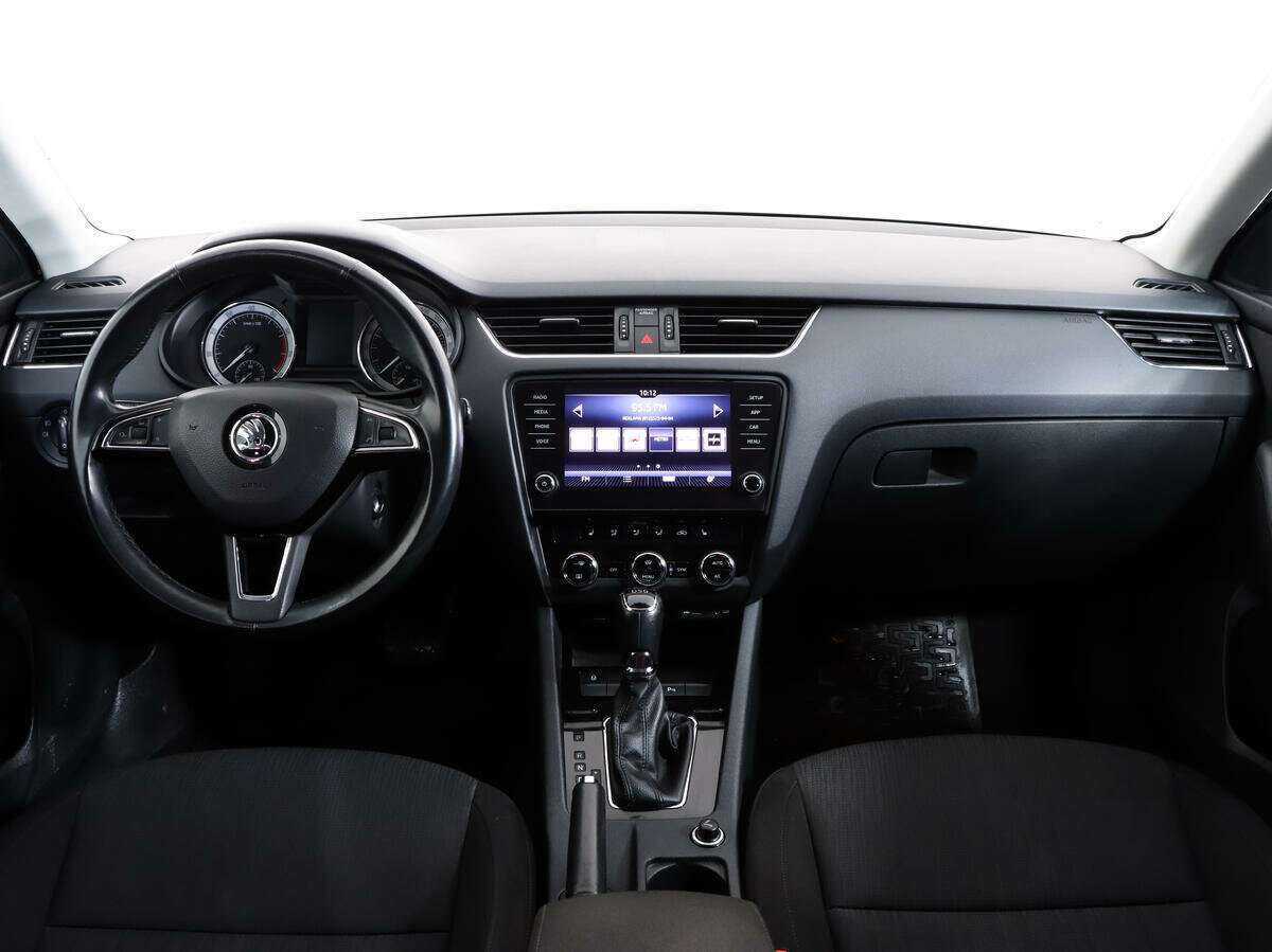 Б/У Шкода Октавия 2017 года. Фото: #7