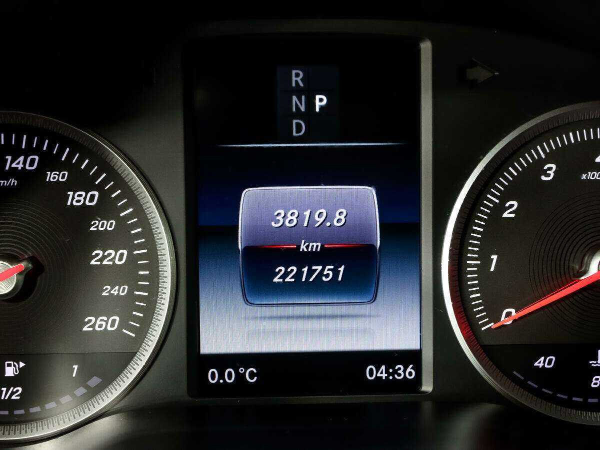 Б/У Мерседес-Бенц Ц-Класс 2018 года. Фото: #14