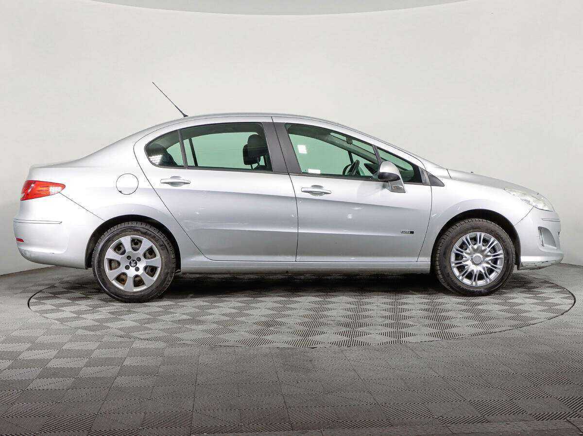 Б/У Пежо 408 2016 года. Фото: #3