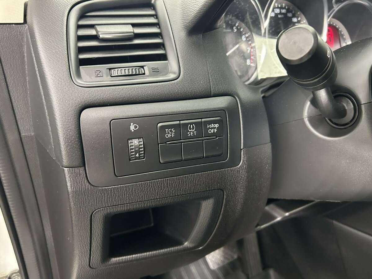 Б/У Мазда Ц-Икс-5 2014 года. Фото: #8