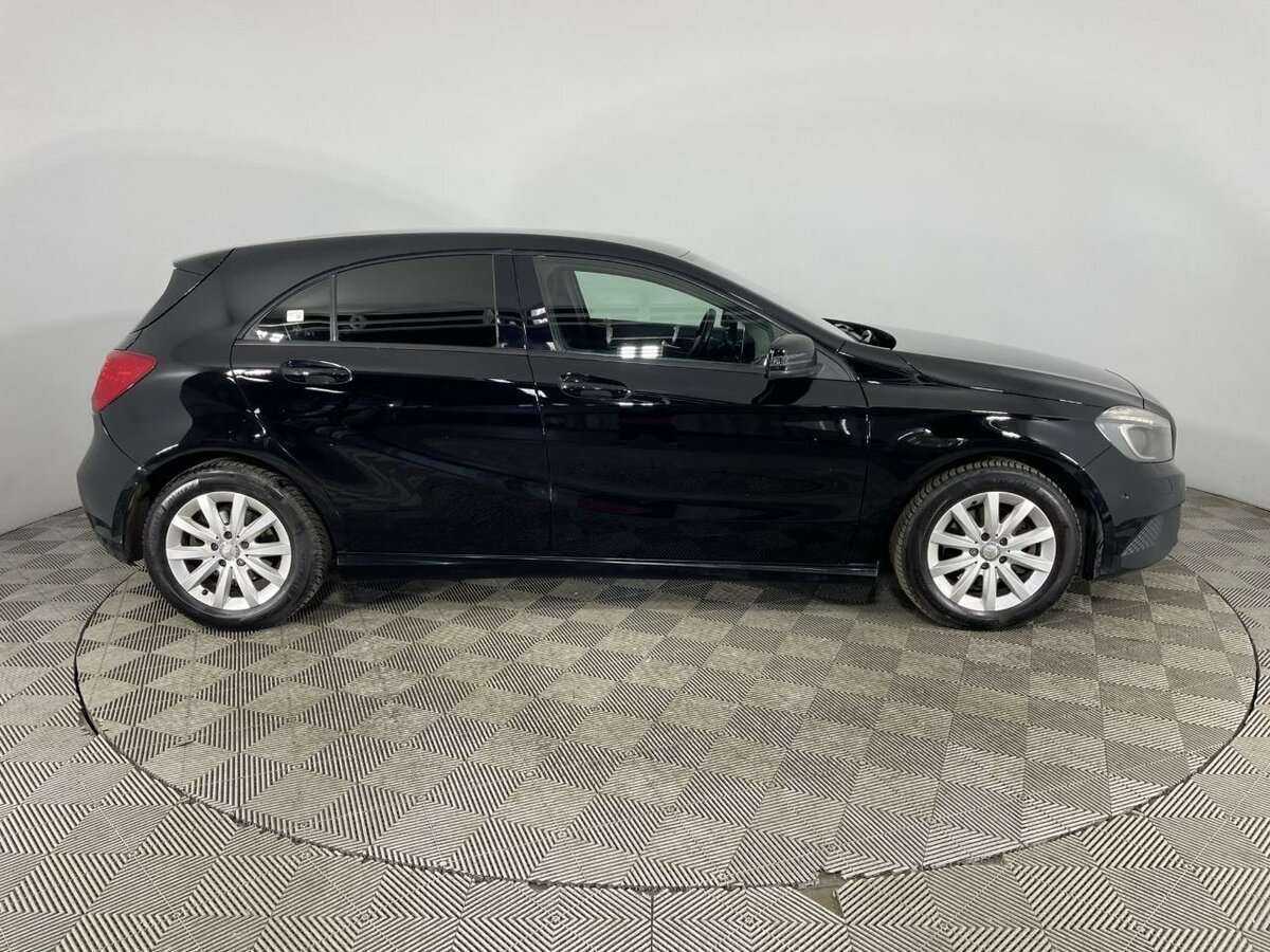 Б/У Мерседес-Бенц А-Класс 2014 года. Фото: #3