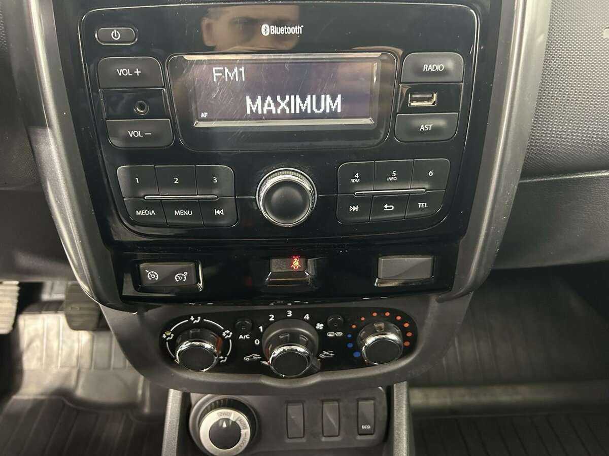 Б/У Рено Дастер 2017 года. Фото: #11