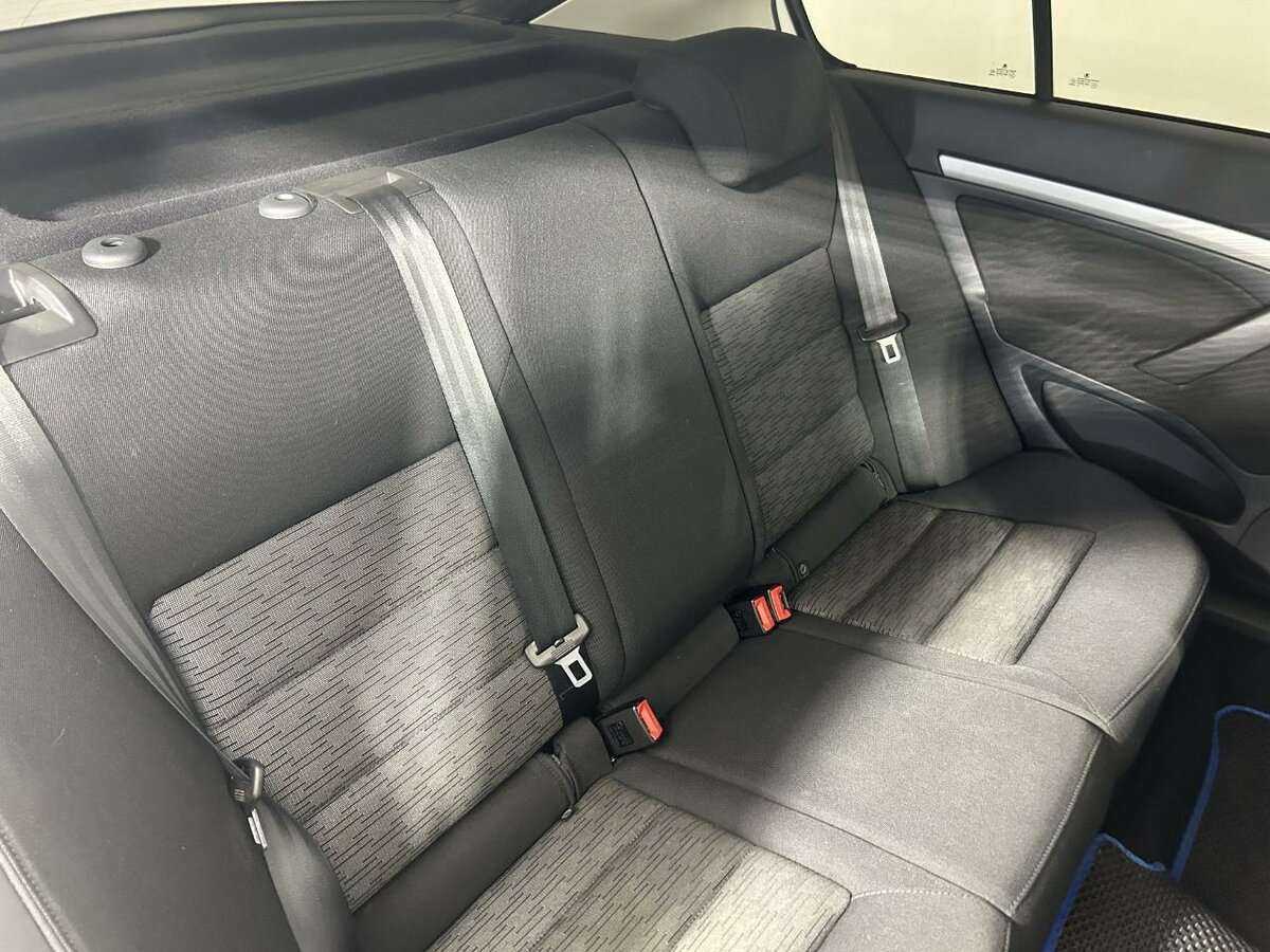 Б/У Шкода Октавия 2012 года. Фото: #14