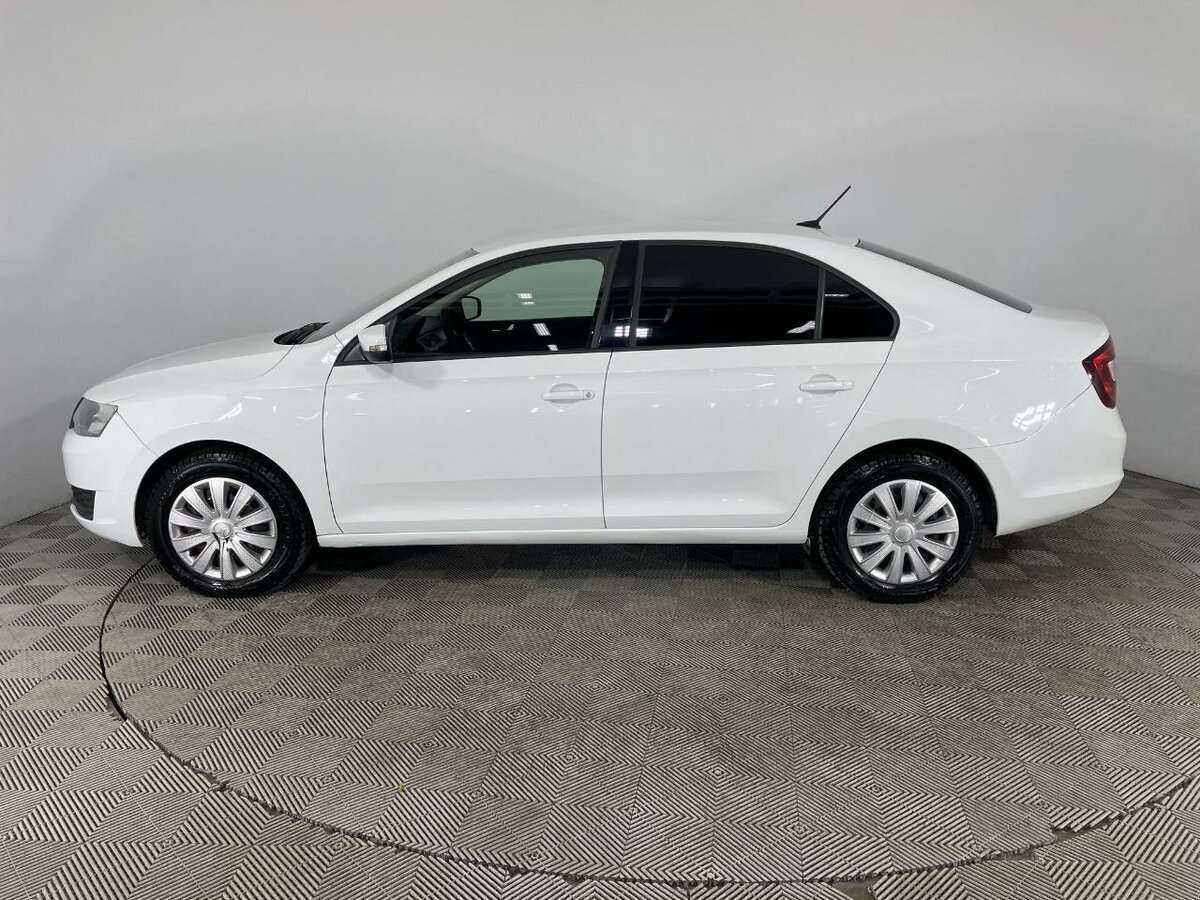 Б/У Шкода Рапид 2019 года. Фото: #4