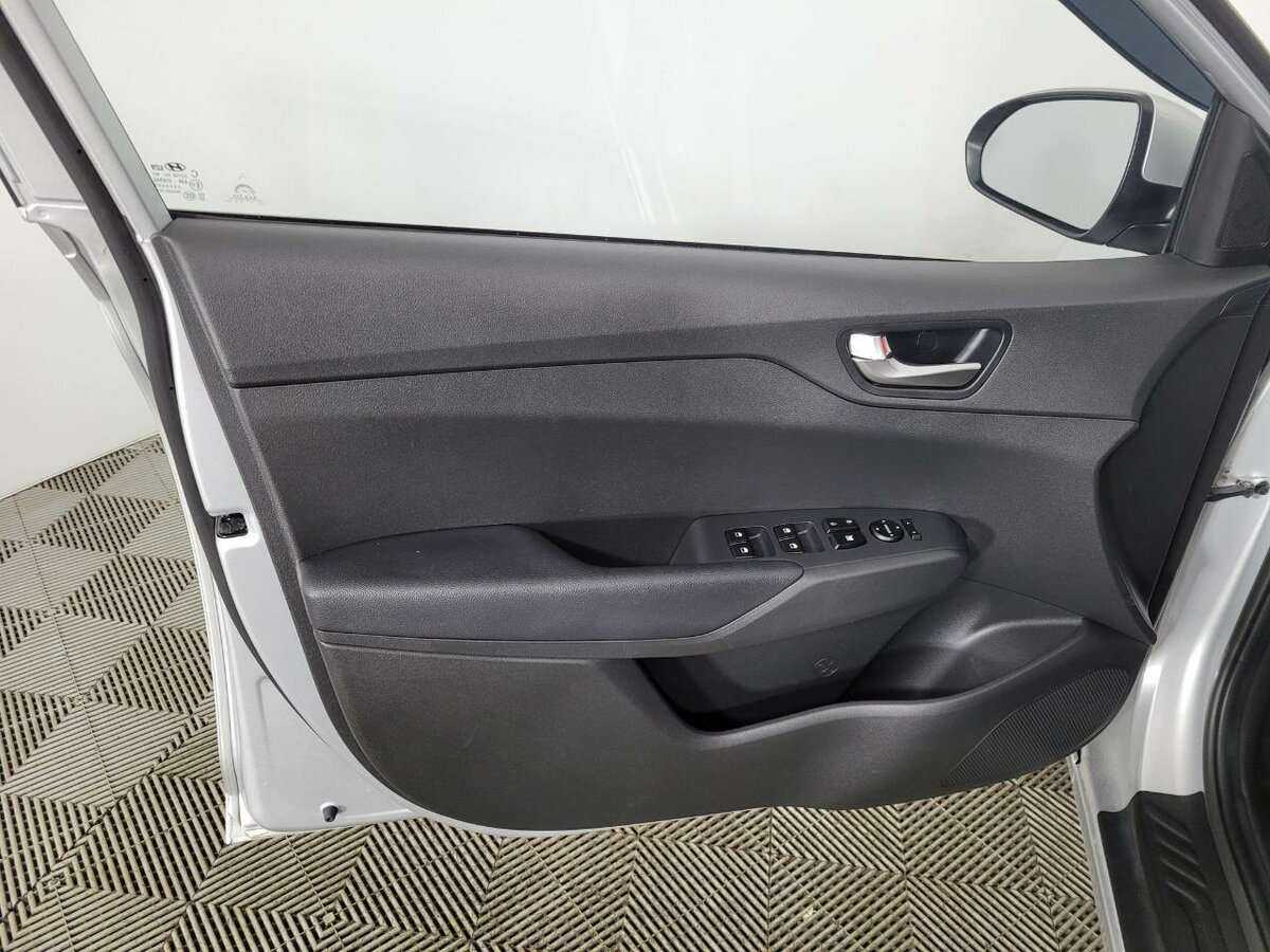 Б/У Хендай Солярис 2021 года. Фото: #7