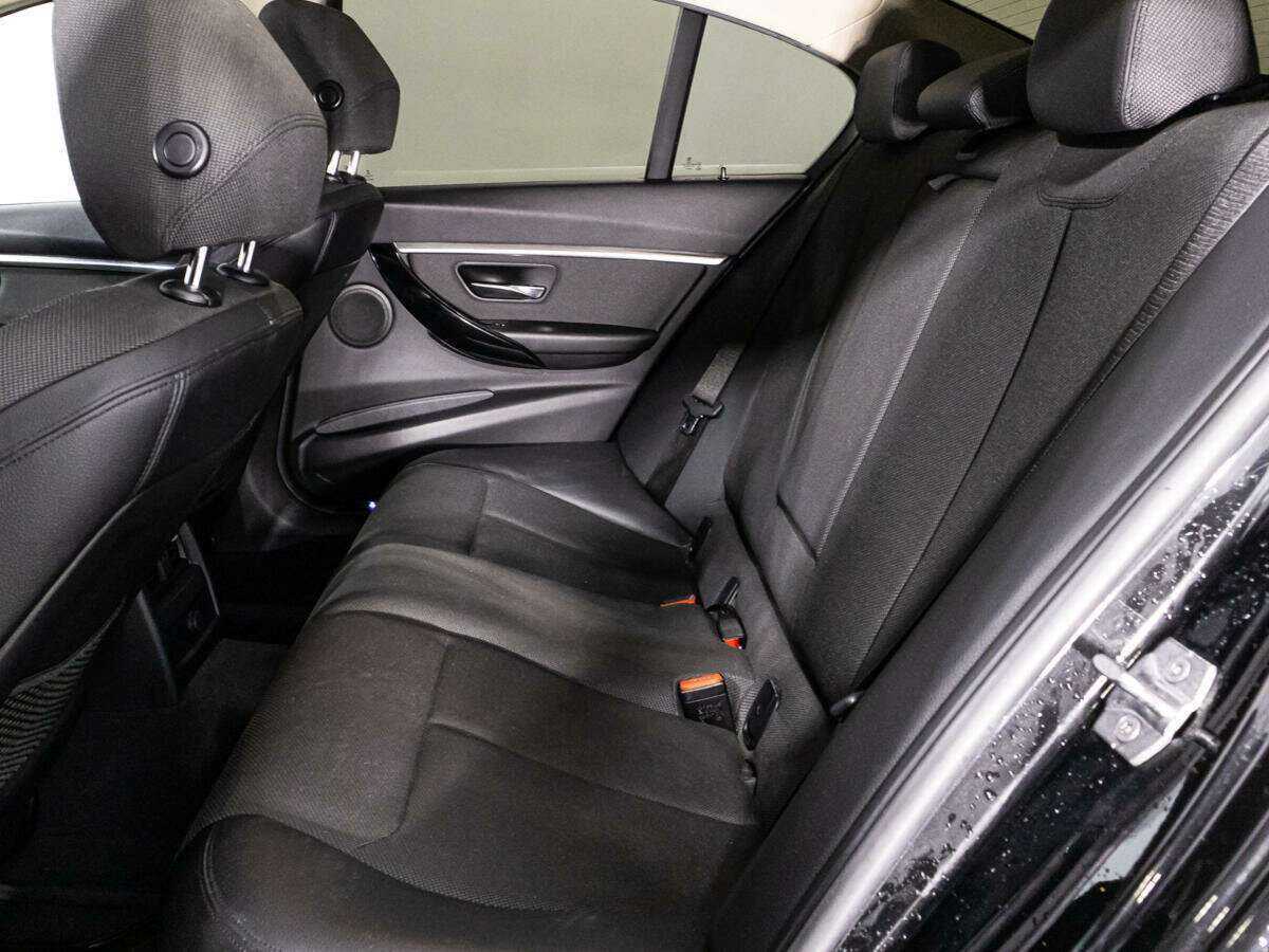 Б/У БМВ 3 серии 2016 года. Фото: #9