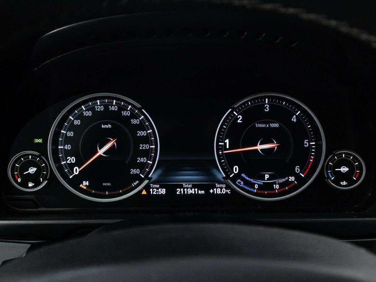 Б/У БМВ 5 серии 2014 года. Фото: #11