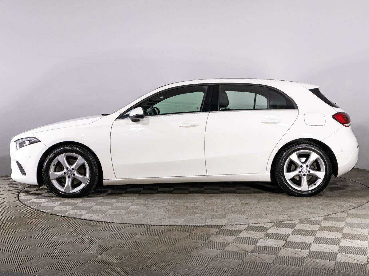 Б/У Мерседес-Бенц А-Класс 2018 года. Фото: #7