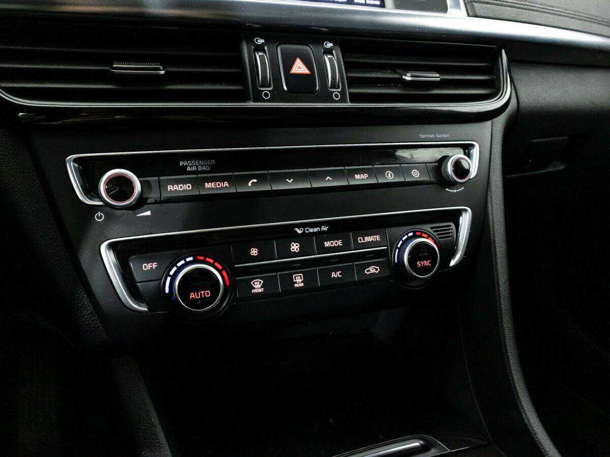 Б/У Киа Оптима 2017 года. Фото: #18