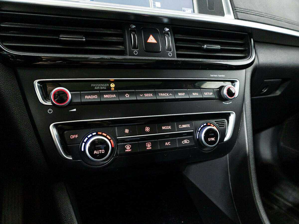 Б/У Киа Оптима 2018 года. Фото: #17