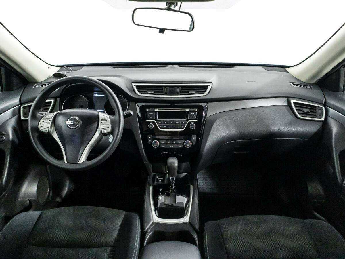 Б/У Ниссан Икс-Трейл 2017 года. Фото: #12