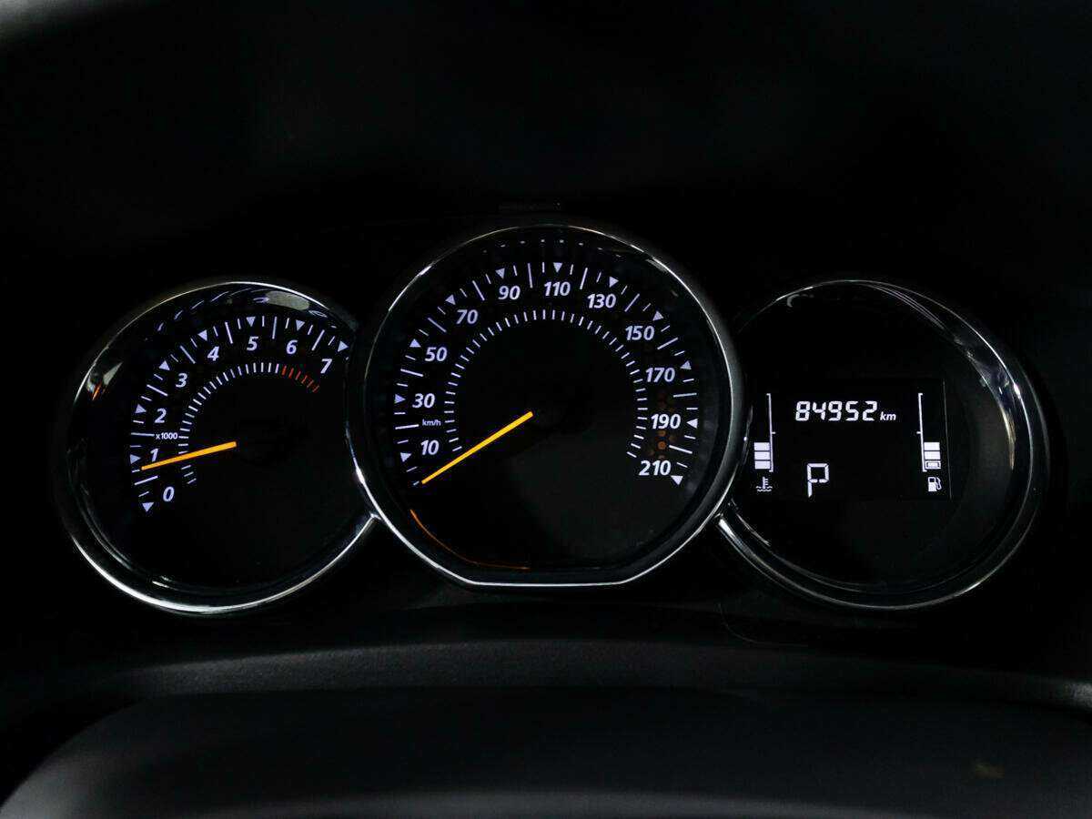 Б/У Рено Сандеро 2018 года. Фото: #11