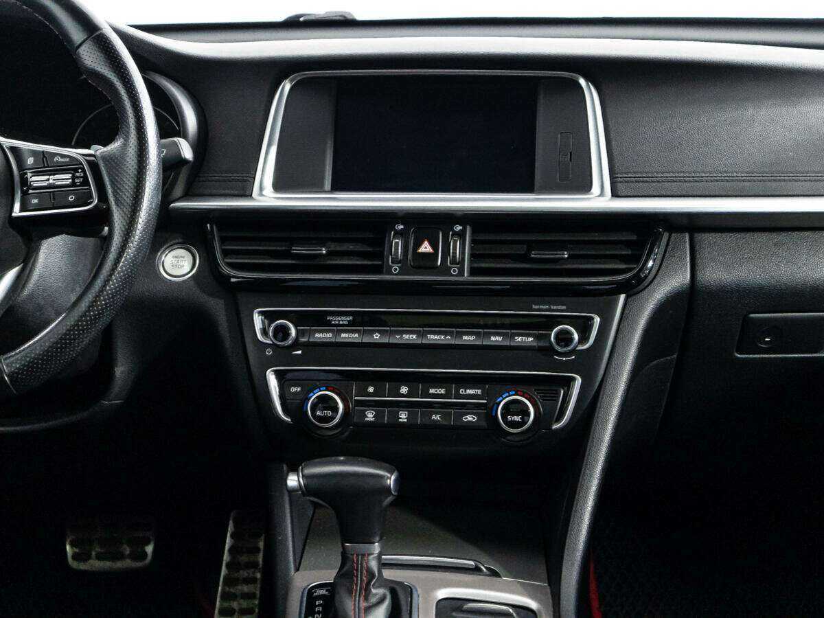 Б/У Киа Оптима 2018 года. Фото: #13