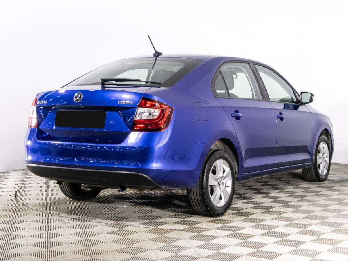 Б/У Шкода Рапид 2019 года. Фото: #4