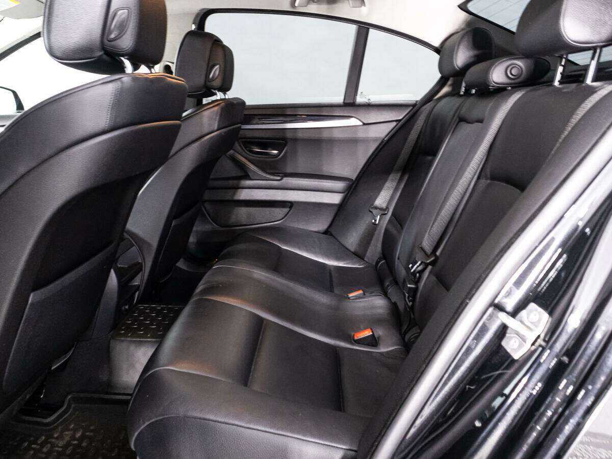 Б/У БМВ 5 серии 2012 года. Фото: #9