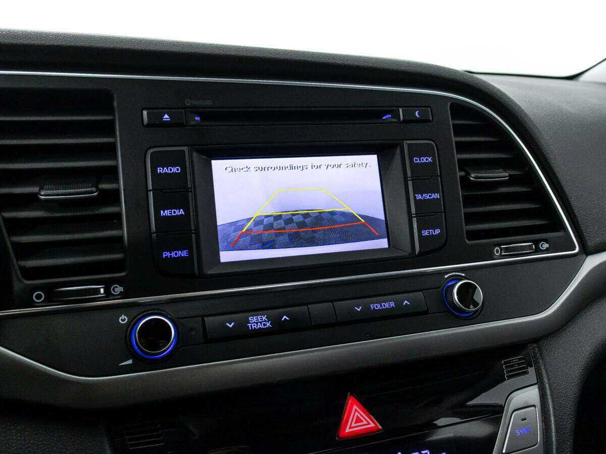 Б/У Хендай Елантра 2016 года. Фото: #14