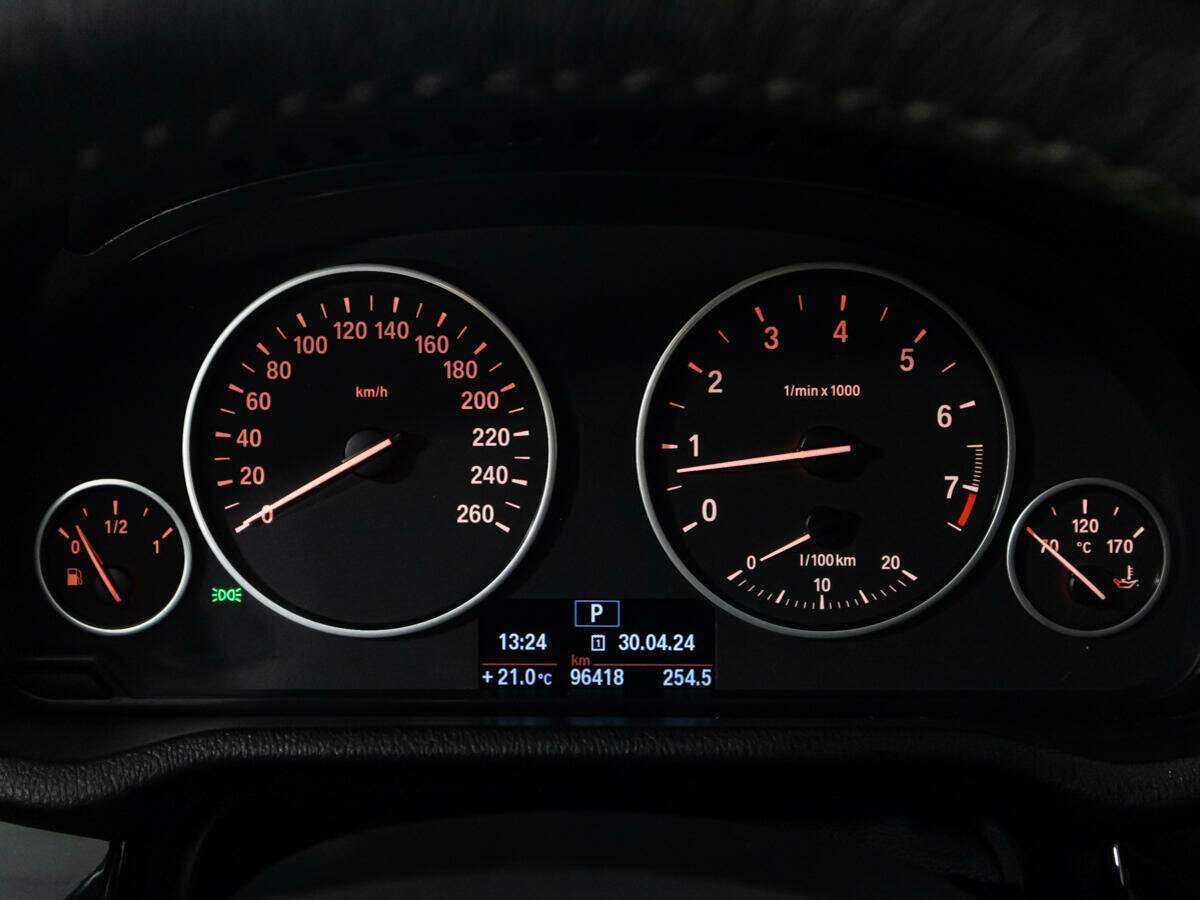 Б/У БМВ Икс3 2014 года. Фото: #11