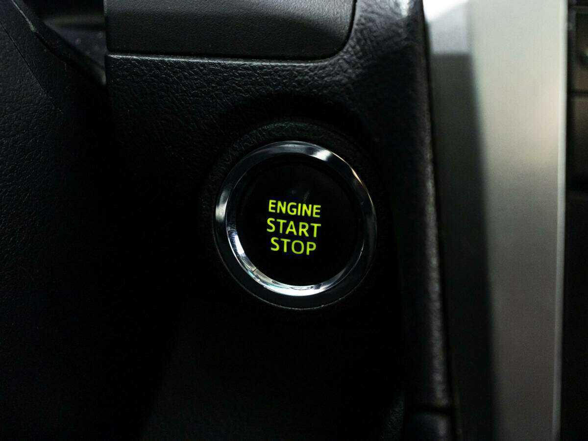 Б/У Тойота Камри 2012 года. Фото: #16