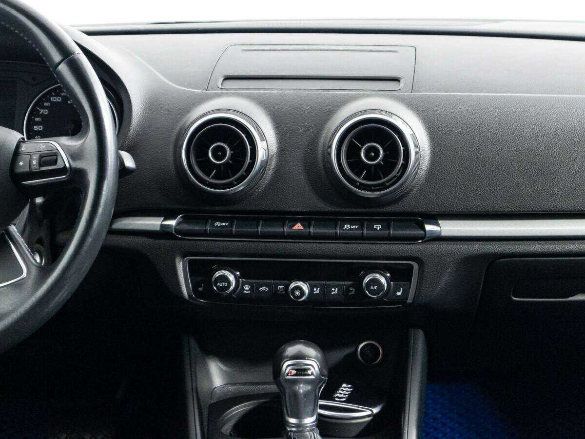 Б/У Ауди А3 2015 года. Фото: #13